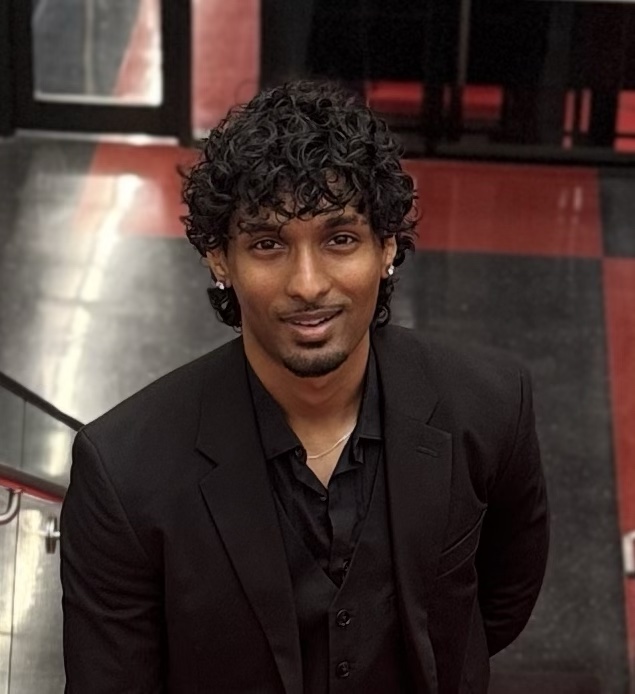 Loheth Senthil, Founder